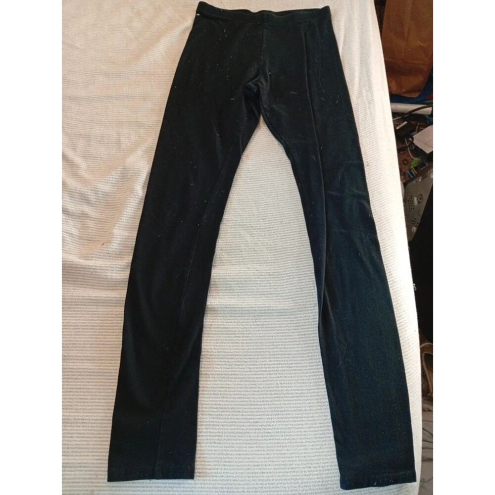 Girls size 18 (XXL) Old Navy black leggings. 2 pair